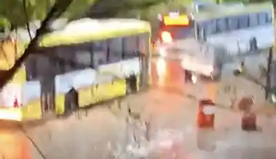 El temporal convirtió a Rodeo del Medio en un lago y hay otro distrito complicado