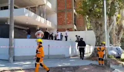 Encontraron manchas de sangre en una obra y lo que hallaron detrás de una pared dejó a todos en shock