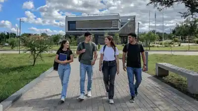 La UNLC abre sus puertas para 2027: la lista de carreras que podés estudiar sin salir de Merlo