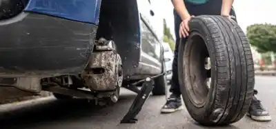 “Trabajamos más por menos”: la paradoja que golpea a las gomerías de Misiones