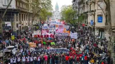 Médicos, estatales y universidades van al choque la misma semana: el jueves 15 se cruzan los tres frentes