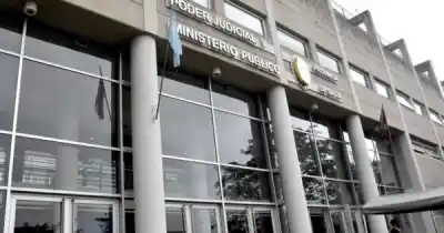Lo acusaron de abusar de una compañera de trabajo y zafó del juicio con una condición insólita
