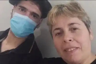 Iba con su mamá a un control médico y los esperaba un camión con cal: la historia del riñón que no alcanzó
