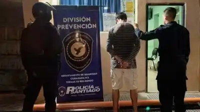 Un hombre con antecedentes fue sorprendido robando en un lugar clave: lo que llevaba dejó perplejos a los agentes