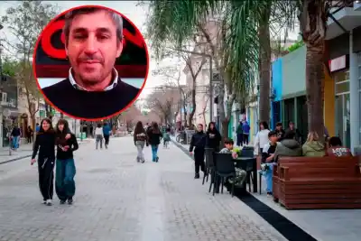 Colón respira: el río crece pero no hay evacuados y el turismo no se frena
