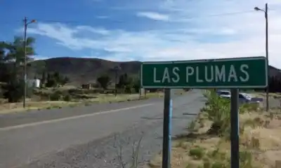 Volvieron a casa de madrugada y el olor a gas los despertó: la obra que terminó clausurada en Las Plumas