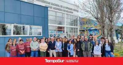 La UNPA se suma a la quinta marcha universitaria y advierte: "Desfinanciarla es cerrarle el futuro a Santa Cruz"