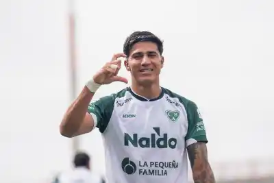 El goleador de Sarmiento que casi pierde una pierna a los 12 años y hoy desafía a River