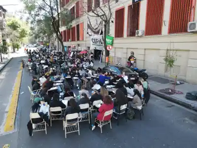 La UBA arde: tomas, cortes y vigilias antes de la marcha que paralizará el jueves