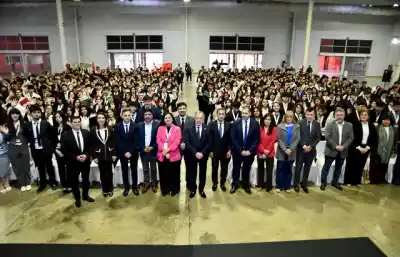 El gobernador abrió el encuentro de jóvenes que ya reúne a más de 400 participantes