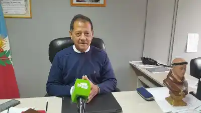 Hugo Ávila destapó el acuerdo que une a Jalil con los libertarios: "Se arrodillan"