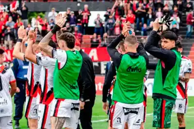 Patronato respira: ganó, volvió a entrenar y ahora define su futuro en tres partidos