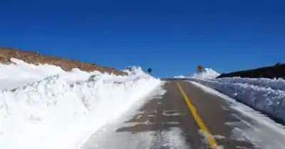El viento sopló a 100 km/h en la cordillera y frenó todo en la frontera con Chile