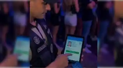 Entraron a bailar con un DNI Digital adulterado: la Policía los esperaba adentro