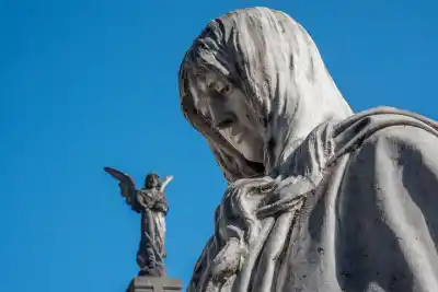 Día de la Madre en Tucumán: los cementerios abren todo el día y habrá misas en dos necrópolis
