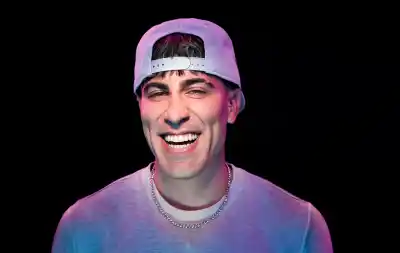 Alejo Igoa vuelve al Movistar Arena con un show navideño: cuándo arranca la venta de entradas