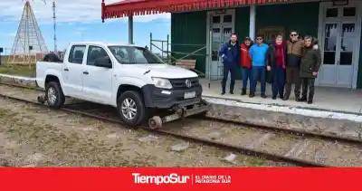 Recorrieron los 21 kilómetros de vías recuperadas entre Jaramillo y Fitz Roy: qué falta para que vuelva a rodar el tren