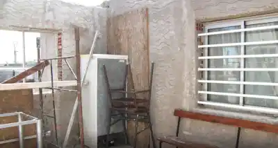 Entraron al merendero mientras dormían en Trelew: las garrafas que se llevaron dejan sin comida a 250 familias