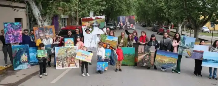 Colonia Caroya se llenó de artistas: 60 pintores y un taller que sorprendió a los más chicos