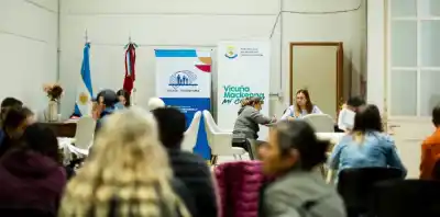 Vicuña Mackenna: la escritura gratuita de sus casas ya está en marcha para los vecinos de Los Silos