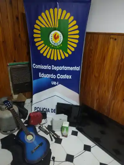 Forzaron una abertura en una casa de Castex y se llevaron de todo: dos imputados y lo que apareció en la calle