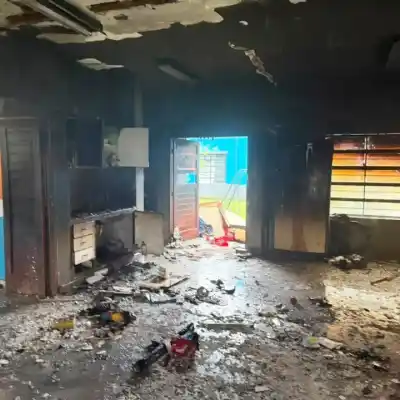 Un incendio sacudió a la Escuela Esteban de Lucca: el aula de 4 años quedó en cenizas