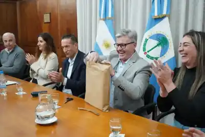 Plaza Huincul: cinco empresas quieren construir el complejo para adultos mayores