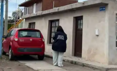 Rawson: recorren Puerto Rawson casa por casa antes de la campaña veterinaria gratuita