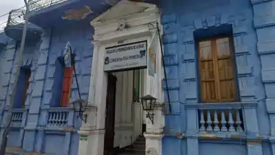 Vende yogur artesanal en La Rioja, una clienta le reclamó y 13 días después sigue detenida