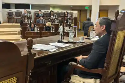 Santiago del Estero: la Legislatura apuntó contra el ajuste nacional y encendió la sesión