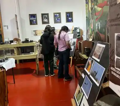 El primer fotógrafo de San Pedro ya tiene su lugar: sus cámaras quedaron en el museo
