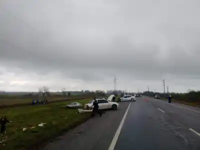 Aguilares: Cuádruple choque en la vieja ruta 38 dejó varios heridos