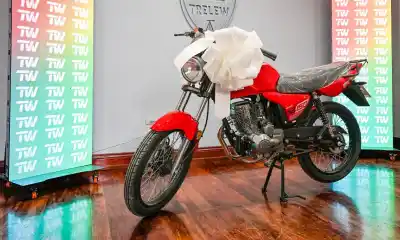 Trelew sorteó otra moto entre contribuyentes: quién se la llevó y cuándo sale la última