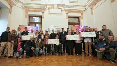 Pullaro repartió $1.183 millones: las tres instituciones que se llevaron casi $395 millones cada una