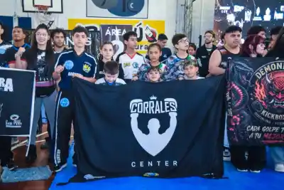 Corrientes vibró con el Vikings 15: dos títulos argentinos se definieron sobre el ring