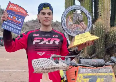 Emiliano Carabajal no para: el podio que se llevó en Chilecito y el premio que sorprendió a todos
