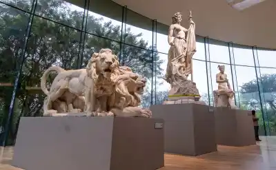 El Centro Cultural Lola Mora se llevó dos premios en la Bienal de Arquitectura: el jurado se rindió ante un detalle de su fachada