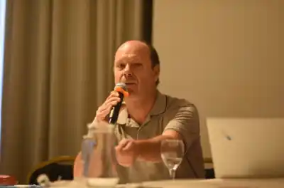 El vocal que frenó la reforma curricular: «No vamos a aceptar pérdida de horas»