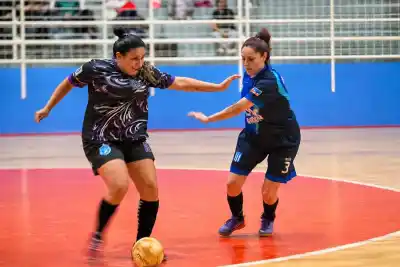Racing no tuvo piedad en el arranque del Torneo Integración de futsal femenino
