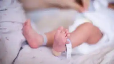 Un bebé de cuatro meses fue adoptado en tiempo récord en San Juan: la razón que conmovió a todos