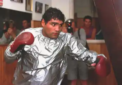 Murió "Locomotora" Castro: el excampeón que la peleaba en el ring y en los comedores de Morón