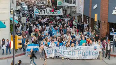 Marcha universitaria en Río Cuarto: cortarán el Puente Carretero y habrá dos concentraciones
