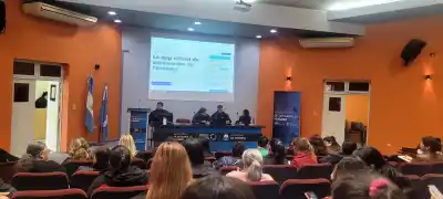 Vacunas en Formosa: los vacunadores ya cargan cada dosis desde el celular y ahora el cambio llega al interior