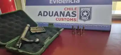 Viajaba de Bariloche a Osorno: la caja verde que apareció en la camioneta y complicó todo