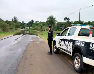 El río pasó la marca y ya hay un pueblo misionero que empieza a sentir el golpe