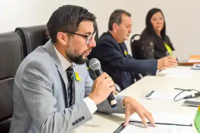 Merlo: el intendente pide al Concejo endeudarse con tres bancos y hay bronca por los sueldos