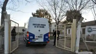 Un penitenciario de Zapala fue exonerado: qué encontró la investigación en su legajo