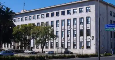 Una jueza de Familia de Rosario mandaba fotos y audios de un expediente ajeno: la Corte la suspendió