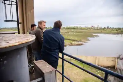 Frigerio salió a apagar el fuego por las fotos de las inundaciones: "No son reales"