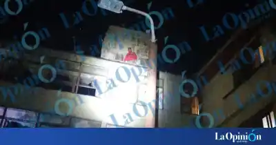 La expareja volvió pese a la prohibición: escapó a los techos y la Policía activó el protocolo de emergencia